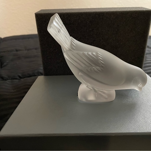 Lalique France frosted crystal bird figurine - Picture 4 of 7